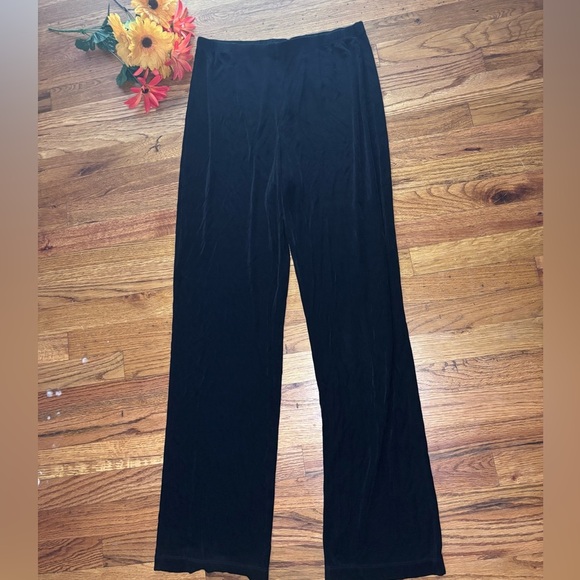 Chico's Travelers Elegant Black Women's pants - Picture 3 of 8